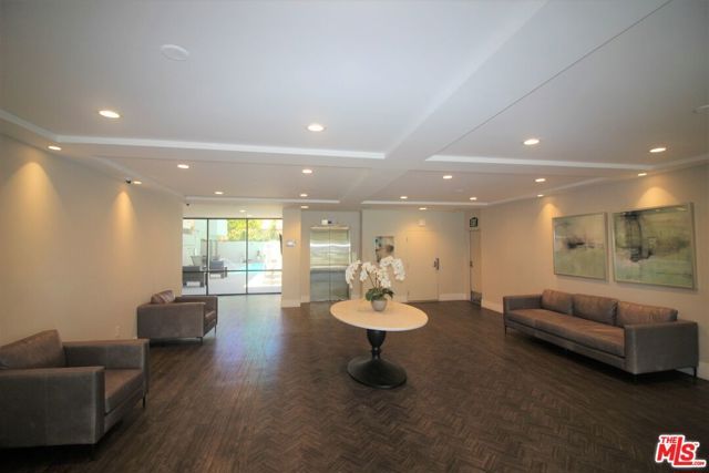 12115 San Vicente Boulevard 111, Los Angeles, CA 90049