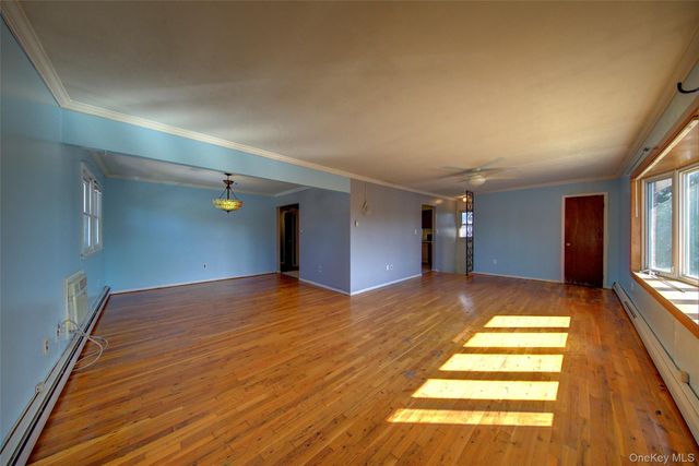 870 Garfield Street 2, Franklin Square, NY 11010