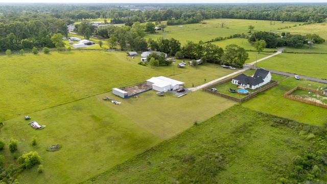 41399 Merritt Evans Rd, Prairieville, LA 70769