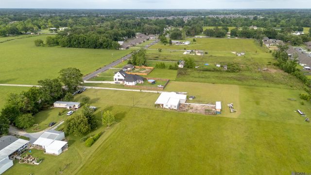 41399 Merritt Evans Rd, Prairieville, LA 70769