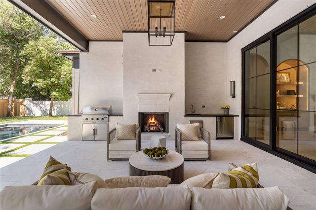 11606 Blalock Lane, Bunker Hill Village, TX 77024