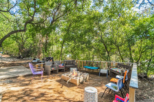 7515 Karen Skye Cir, San Antonio, TX 78257