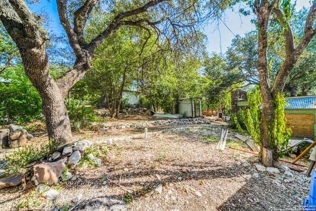 7515 Karen Skye Cir, San Antonio, TX 78257