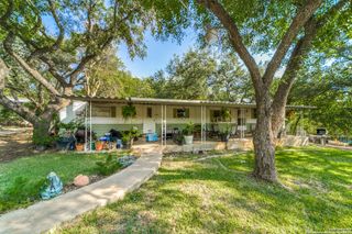 7515 Karen Skye Cir, San Antonio, TX 78257