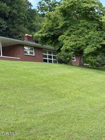 1347 Manville Road, Gate City, VA 24251