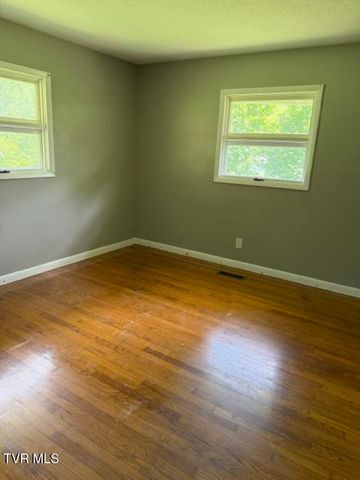 1347 Manville Road, Gate City, VA 24251
