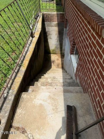 1347 Manville Road, Gate City, VA 24251
