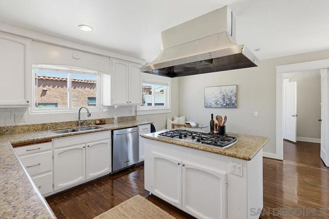 3017 Goldsmith St, San Diego, CA 92106