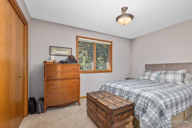 141 Mill Street, Caledonia, MI 49316