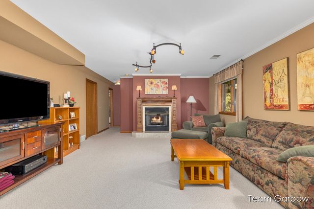 141 Mill Street, Caledonia, MI 49316