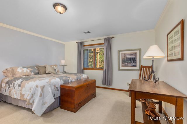 141 Mill Street, Caledonia, MI 49316