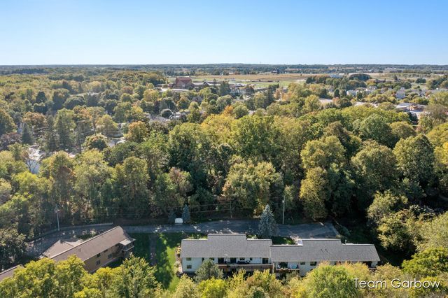 141 Mill Street, Caledonia, MI 49316