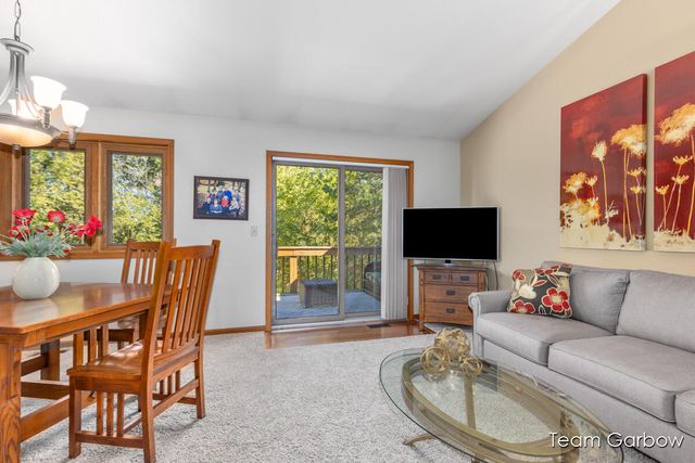 141 Mill Street, Caledonia, MI 49316