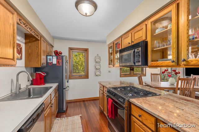 141 Mill Street, Caledonia, MI 49316