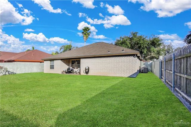3611 N 32nd Lane, Mcallen, TX 78501