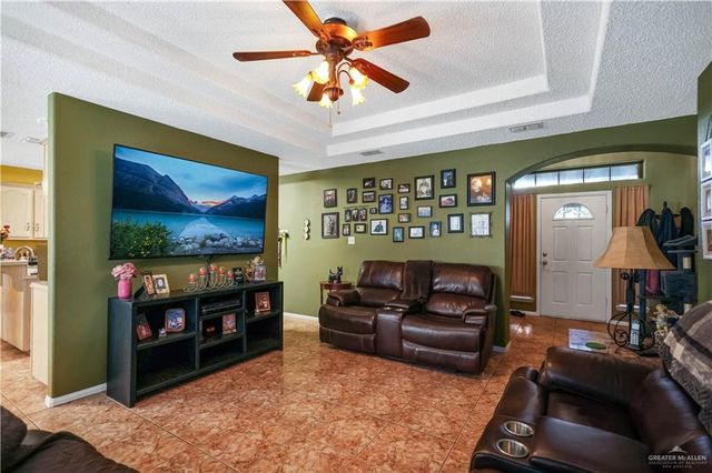 3611 N 32nd Lane, Mcallen, TX 78501