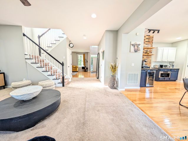 7 Traditions Boulevard 7, Southbury, CT 06488