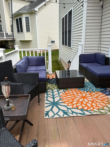 7 Traditions Boulevard 7, Southbury, CT 06488
