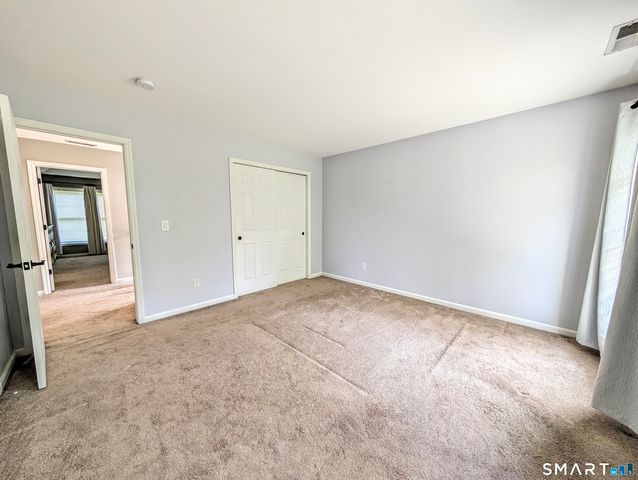 7 Traditions Boulevard 7, Southbury, CT 06488