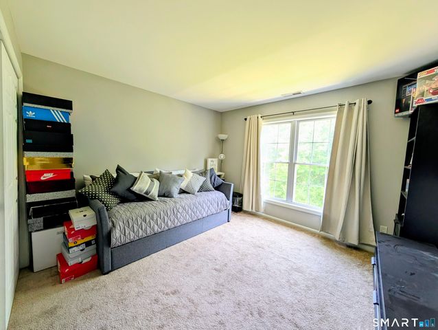 7 Traditions Boulevard 7, Southbury, CT 06488