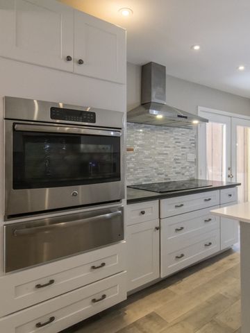 3142 Royal Gable Drive, Dallas, TX 75229