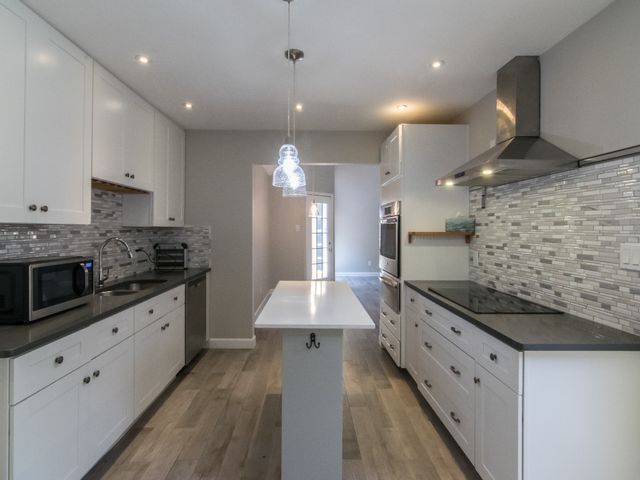 3142 Royal Gable Drive, Dallas, TX 75229