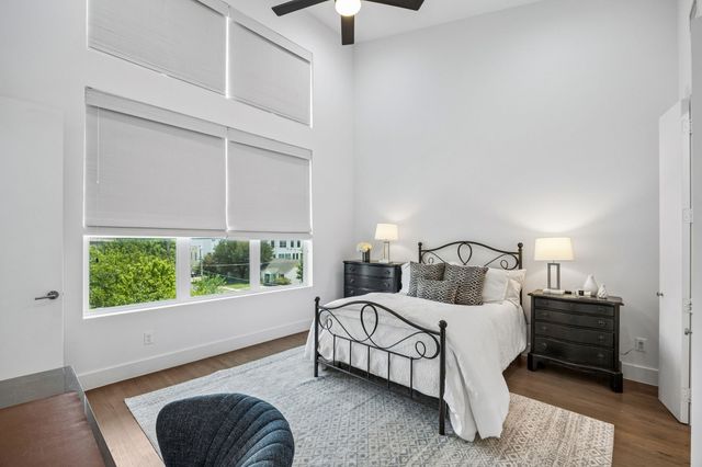 5811 Lindell Avenue 102, Dallas, TX 75206