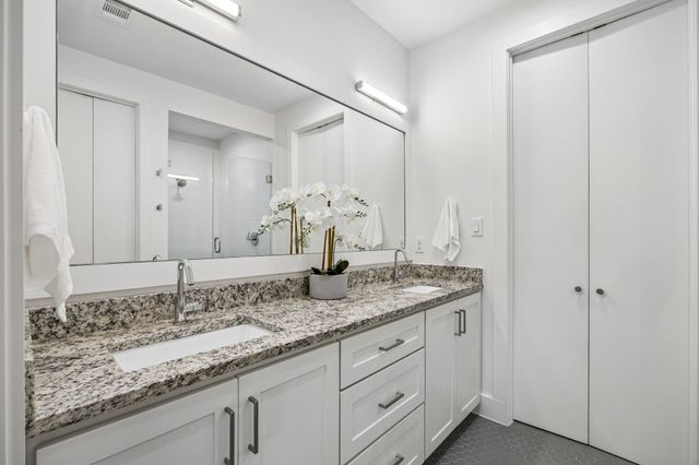 5811 Lindell Avenue 102, Dallas, TX 75206