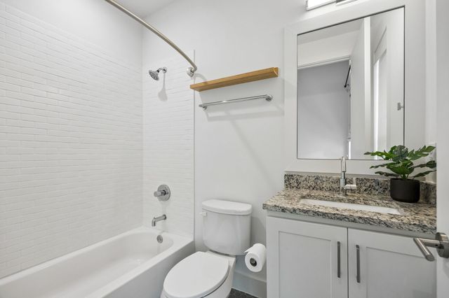 5811 Lindell Avenue 102, Dallas, TX 75206