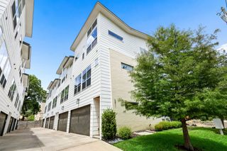 5811 Lindell Avenue 102, Dallas, TX 75206