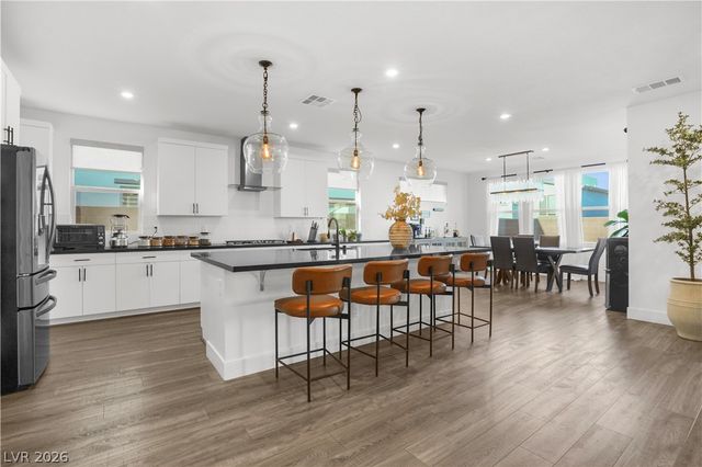 6842 Empire Cliff Street, North Las Vegas, NV 89084