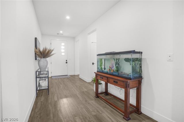6842 Empire Cliff Street, North Las Vegas, NV 89084