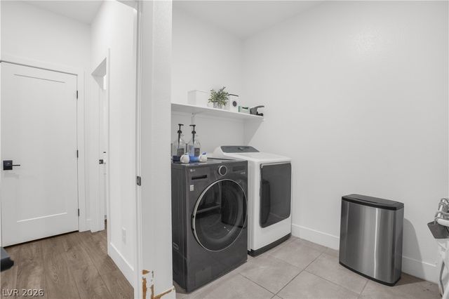 6842 Empire Cliff Street, North Las Vegas, NV 89084