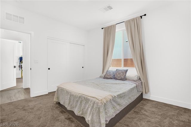 6842 Empire Cliff Street, North Las Vegas, NV 89084