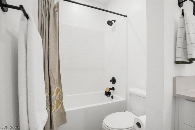 6842 Empire Cliff Street, North Las Vegas, NV 89084