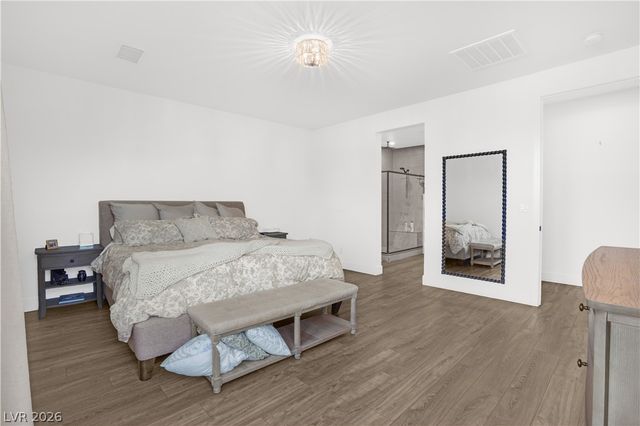 6842 Empire Cliff Street, North Las Vegas, NV 89084