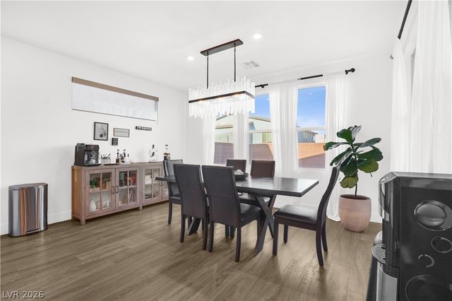 6842 Empire Cliff Street, North Las Vegas, NV 89084