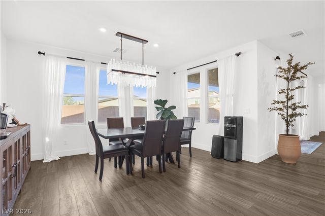 6842 Empire Cliff Street, North Las Vegas, NV 89084