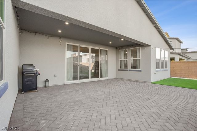 6842 Empire Cliff Street, North Las Vegas, NV 89084
