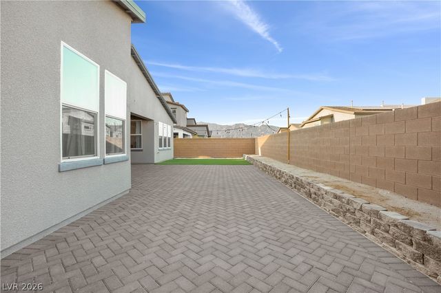 6842 Empire Cliff Street, North Las Vegas, NV 89084