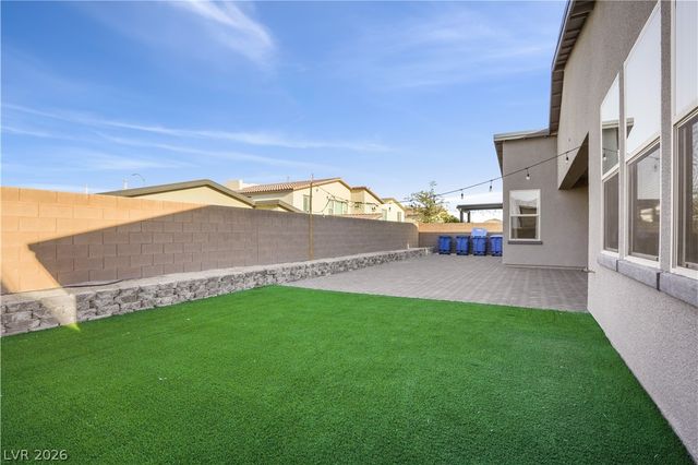 6842 Empire Cliff Street, North Las Vegas, NV 89084
