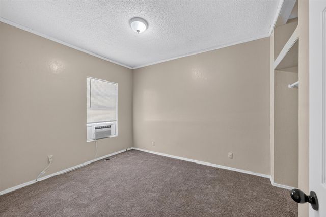 1604 N Topeka, Wichita, KS 67214