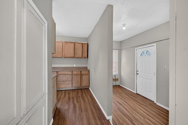 1604 N Topeka, Wichita, KS 67214