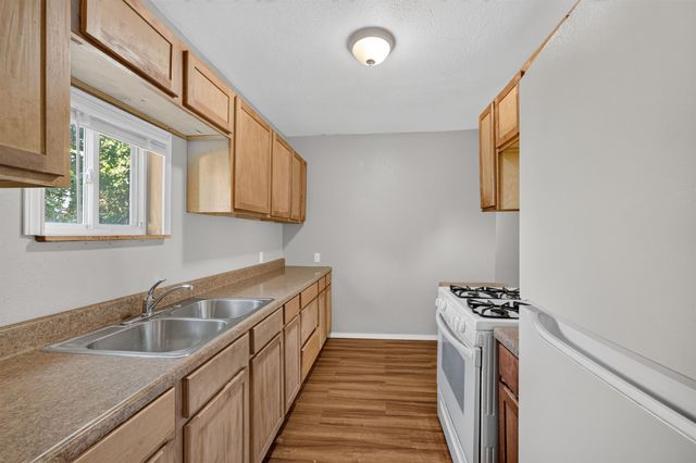 1604 N Topeka, Wichita, KS 67214