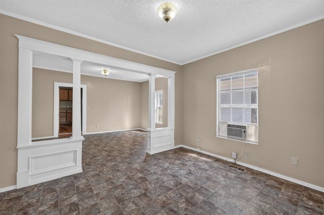 1604 N Topeka, Wichita, KS 67214