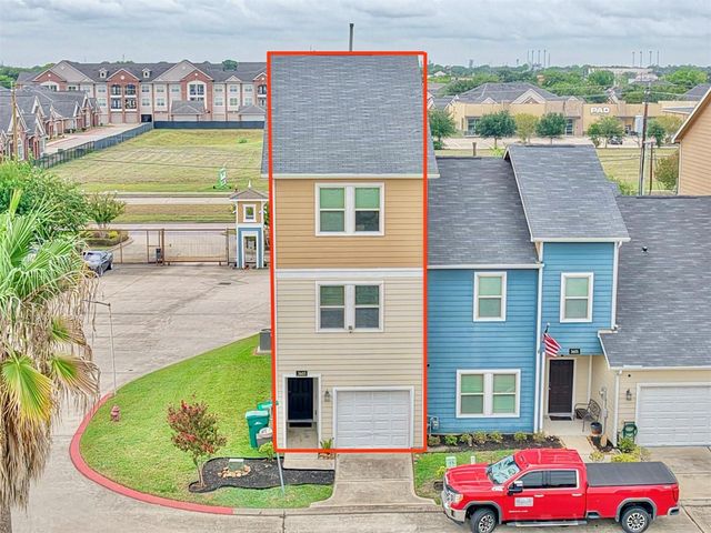 3603 Vineyard Lane, Pasadena, TX 77504