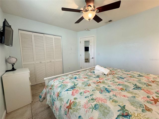 4605 GULF DRIVE B, Holmes Beach, FL 34217