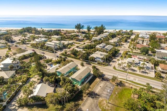 4605 GULF DRIVE B, Holmes Beach, FL 34217