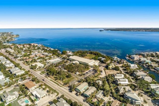 4605 GULF DRIVE B, Holmes Beach, FL 34217