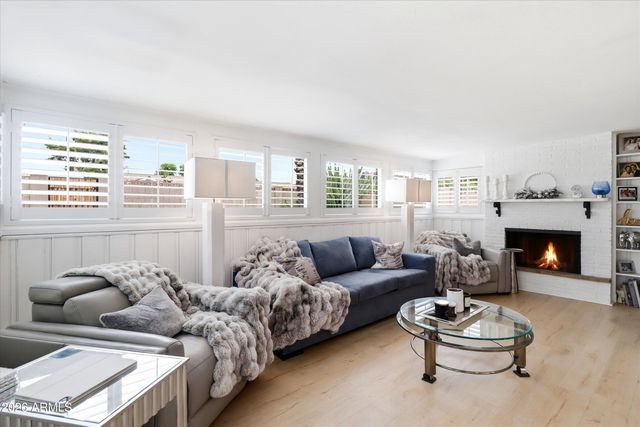 1708 E MCLELLAN Boulevard, Phoenix, AZ 85016